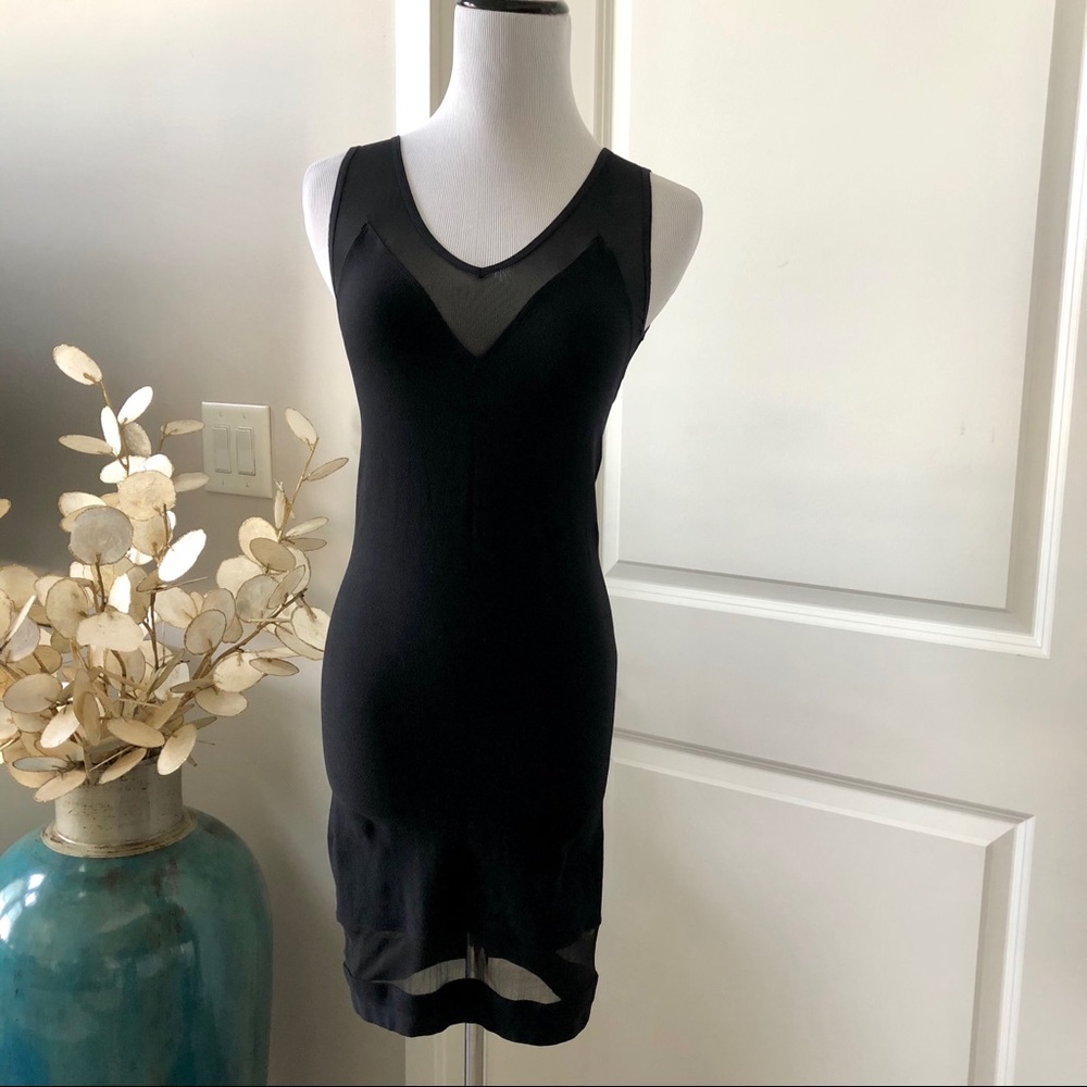 Bebe sleeveless mesh bodycon dress P/S